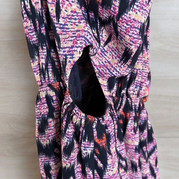 Best Society Open Sides Dress | SIZE M - Picture 6 of 9